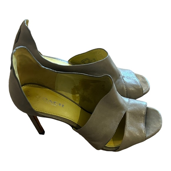Coach Heels - Picture 1 of 3